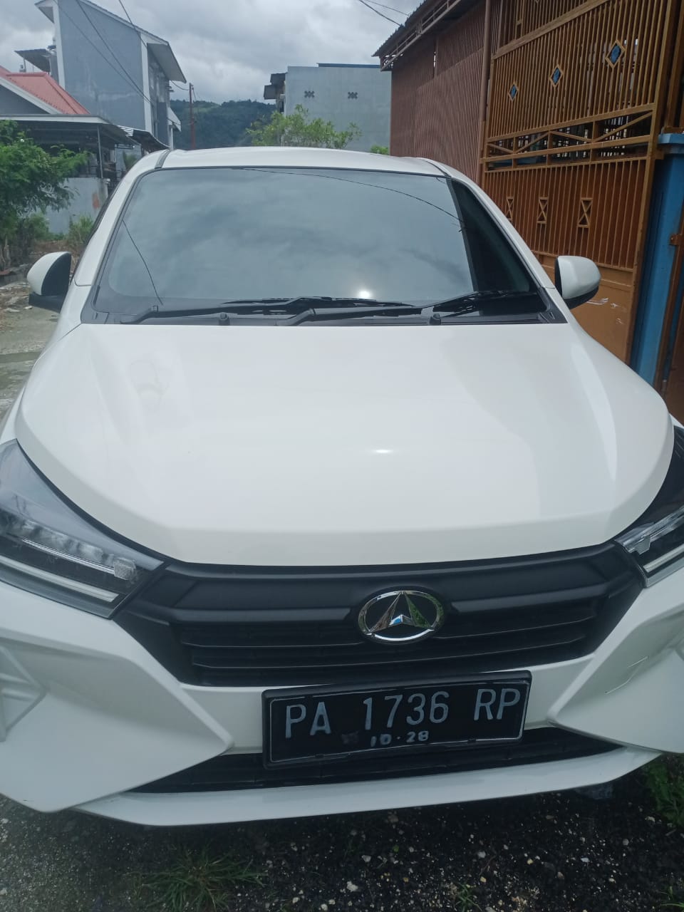 AYLA 1.2 R M/T 2023 Dijual cepat !!! 